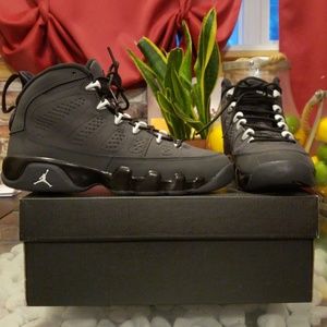 Authentic Air Jordan 9 Retro